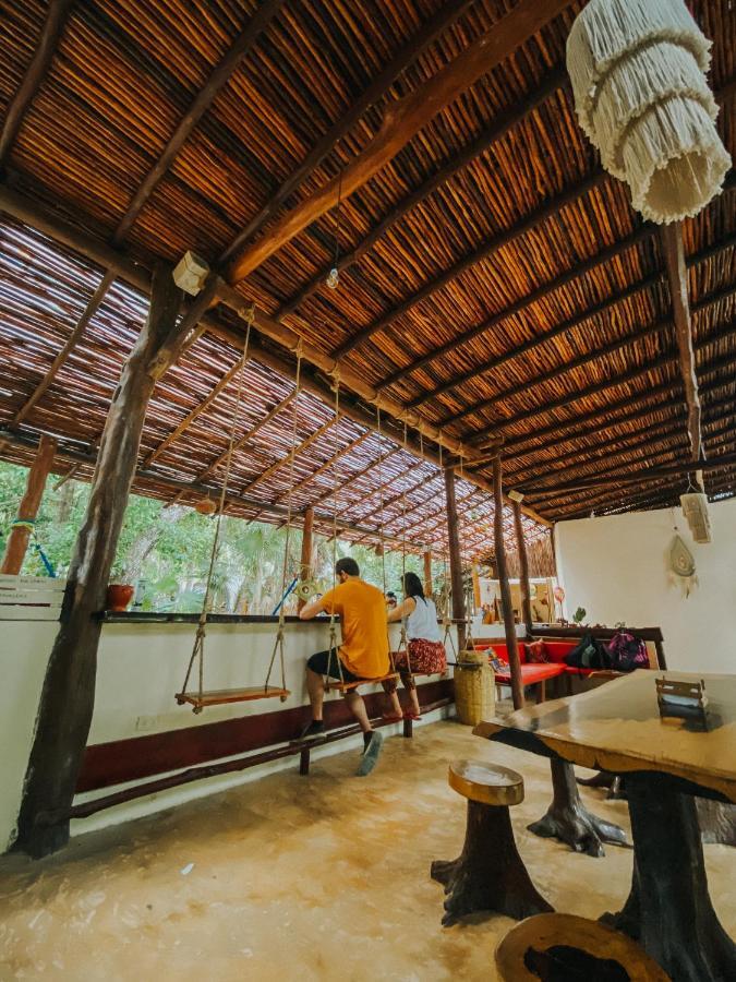 Hostal Mulut トゥルム エクステリア 写真